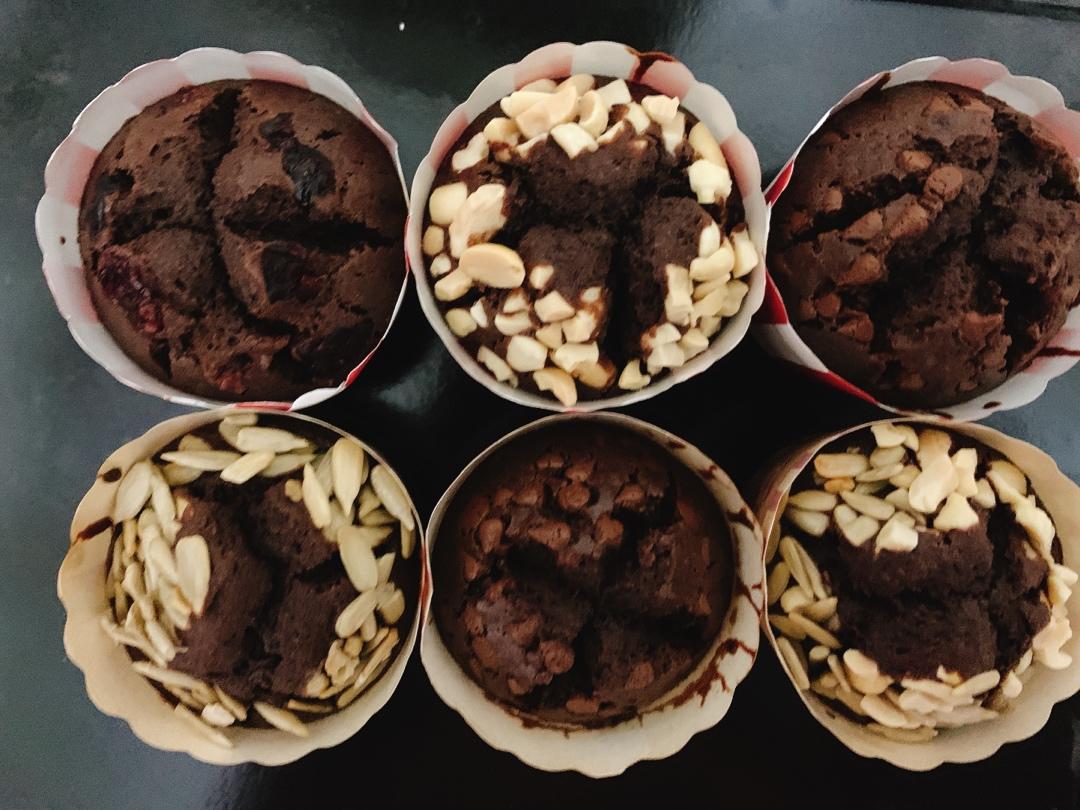 巨简单❗️超快速❗️巧克力玛芬蛋糕❗️好吃哭了