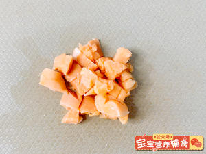 三文鱼小米锅巴的做法 步骤2