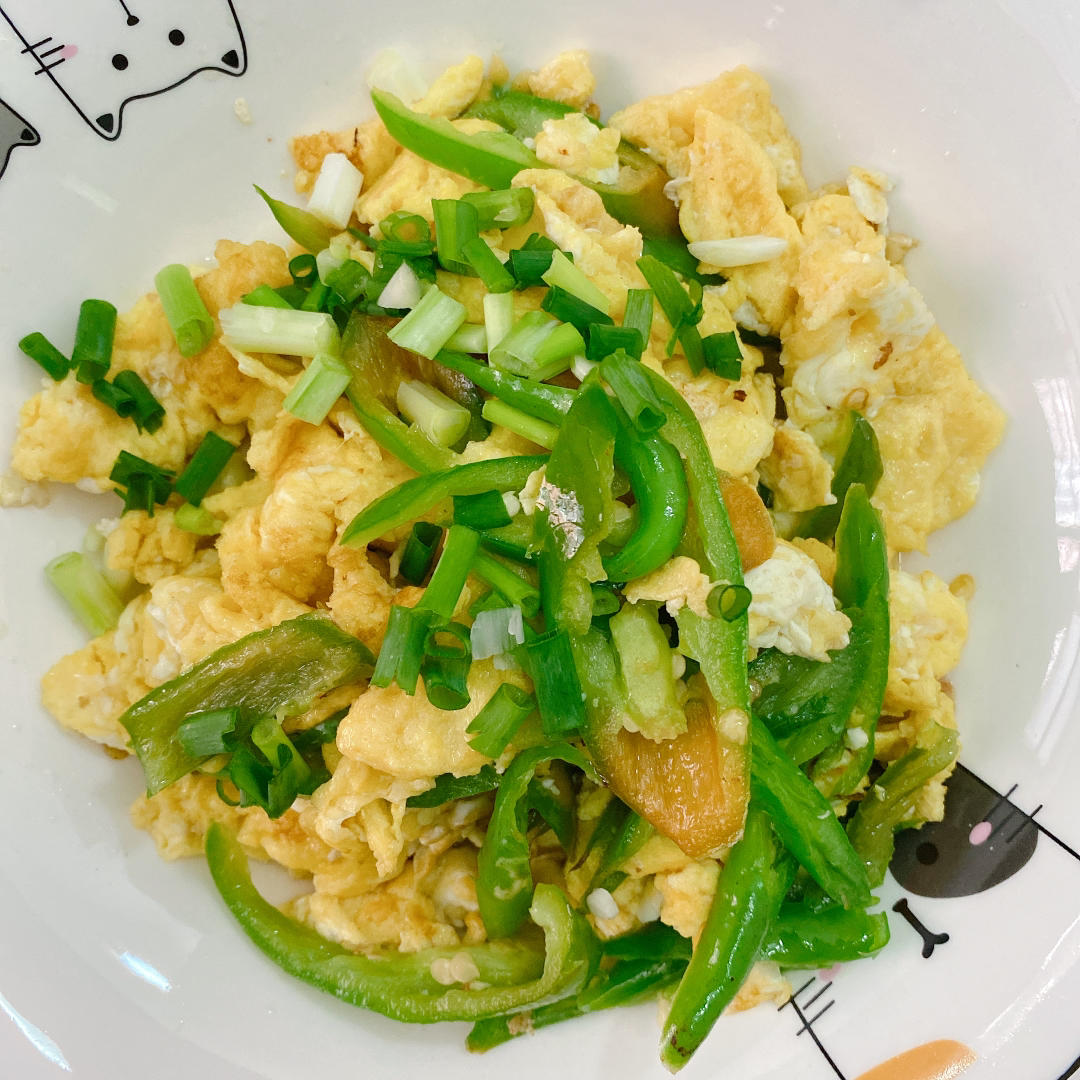 超级下饭菜青椒炒鸡蛋