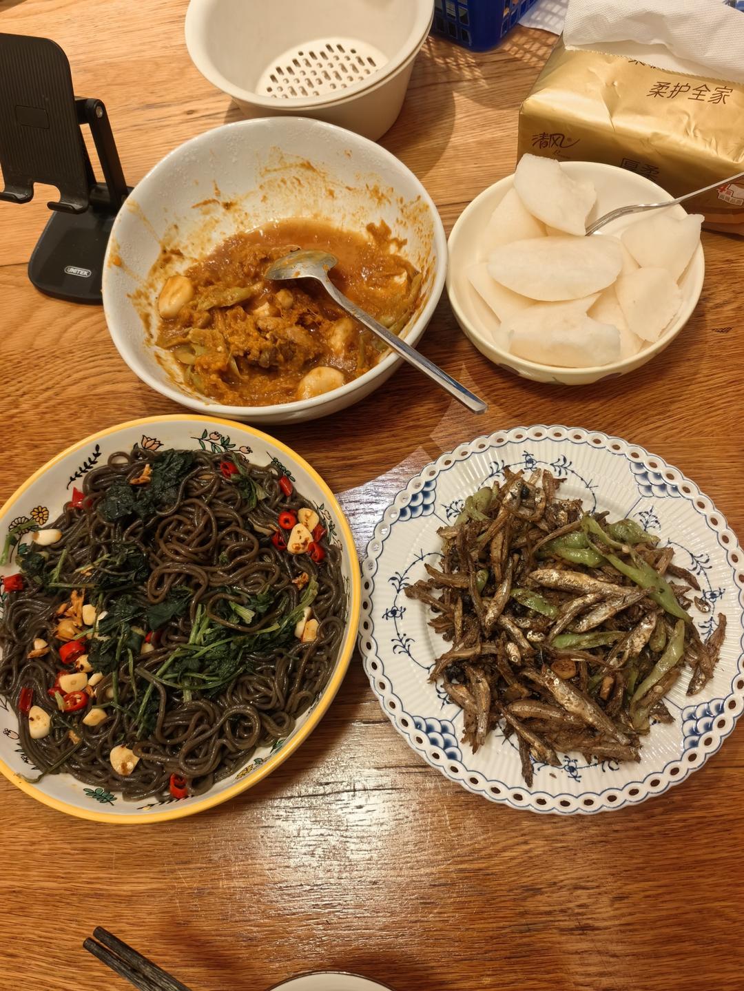 青椒炒火焙鱼