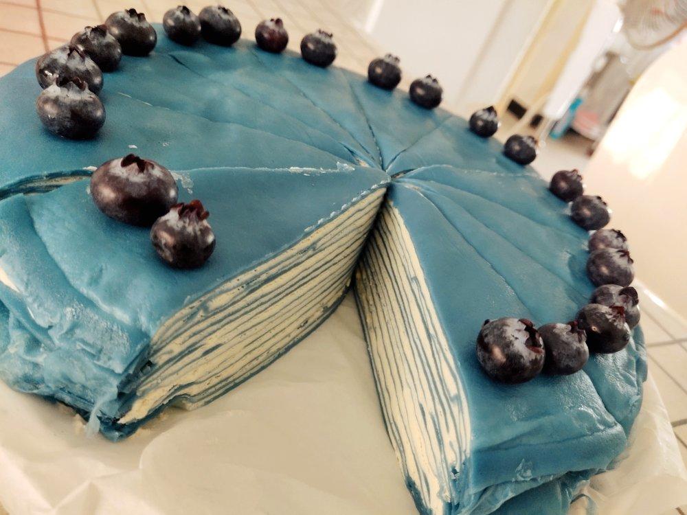 蝶豆花海盐芝士千层蛋糕（原创）