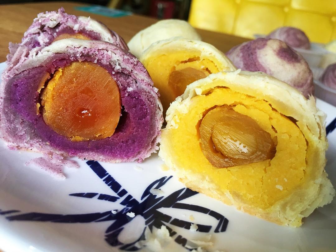 心有所“薯”的蛋黄酥