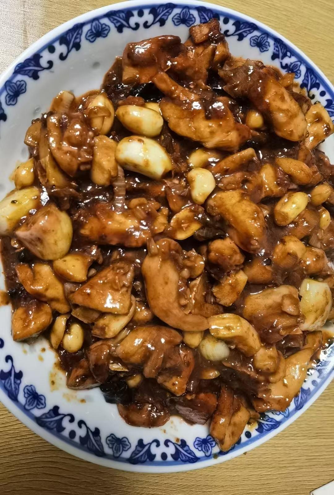 宫保鸡丁！最正宗最讲究的做法！