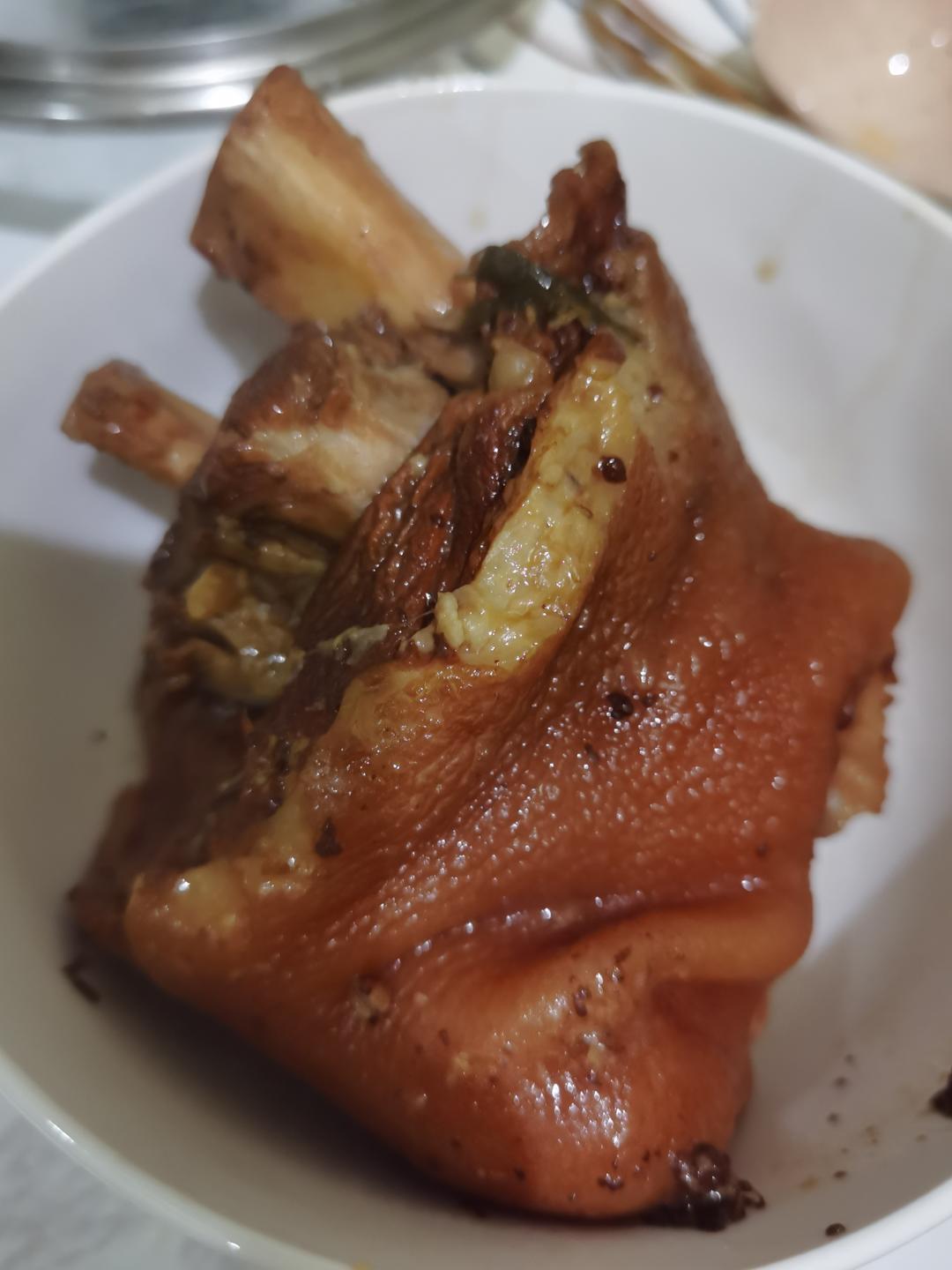 【红烧肘子】（家庭版卤蹄膀）