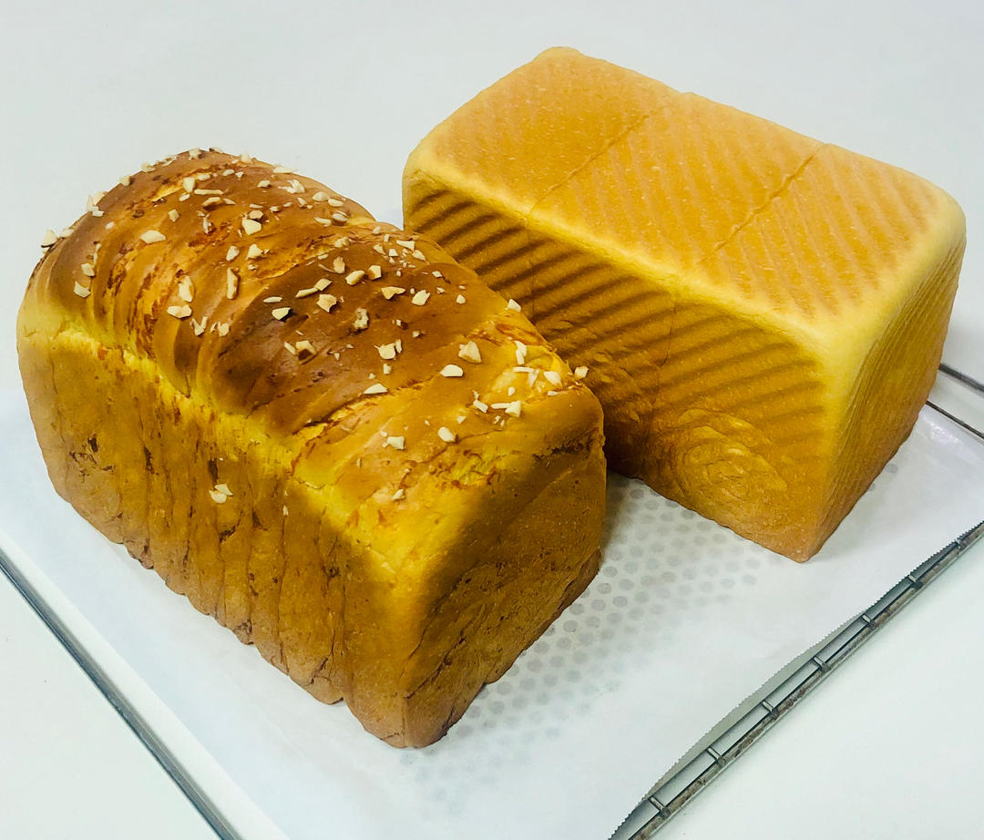 超级绵软拉丝的——牛奶南瓜吐司