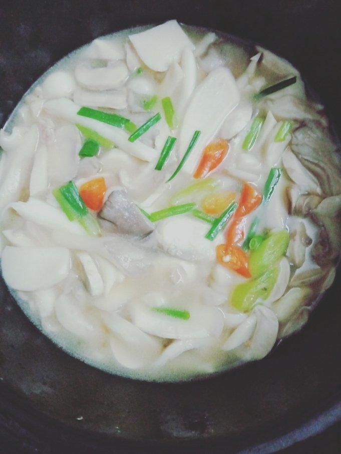 营养美味的杂菌煲