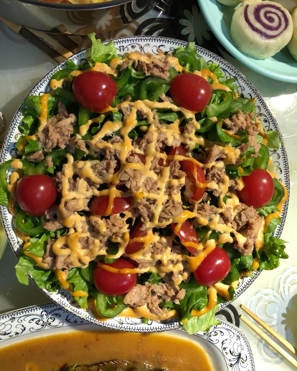 鲜蔬金枪鱼沙拉