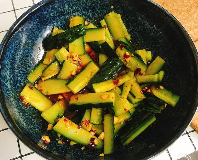 ❤️凉拌黄瓜：凉菜界的榜首，爽脆解腻‼️的做法