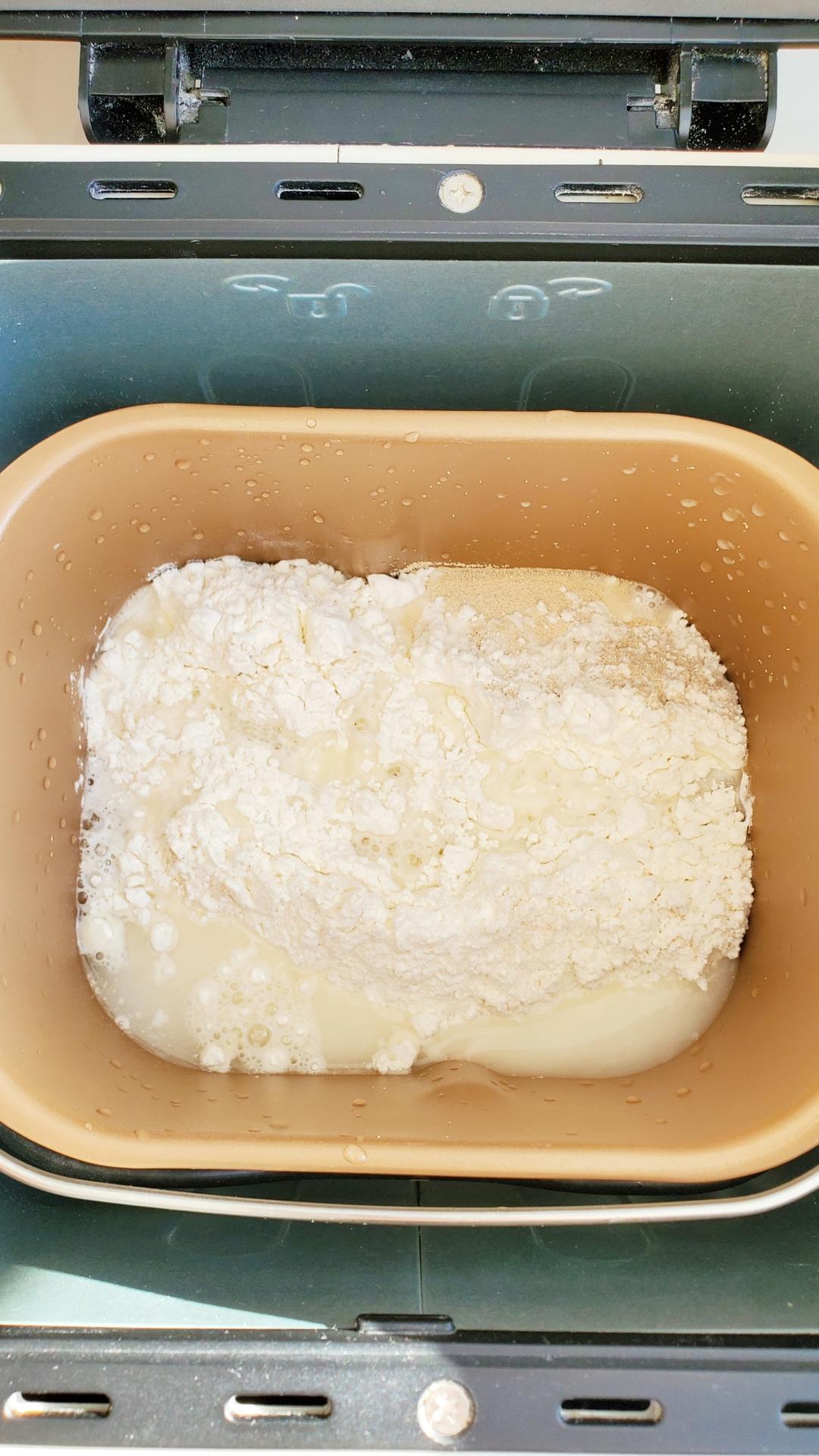 纯奶手撕吐司的做法 步骤1