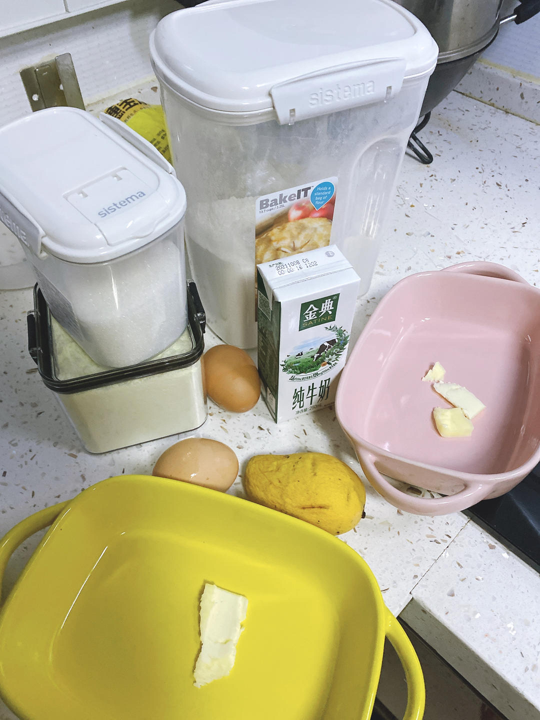 鲜甜鲍鱼椰子鸡汤【3月北鼎蒸炖锅食谱】
