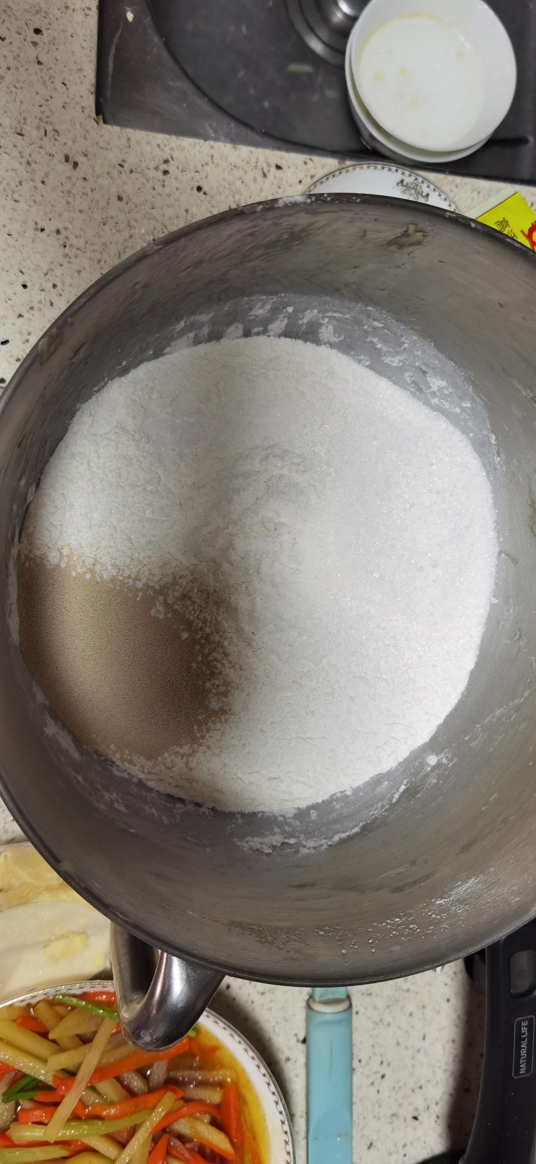 纯奶手撕吐司的做法 步骤1