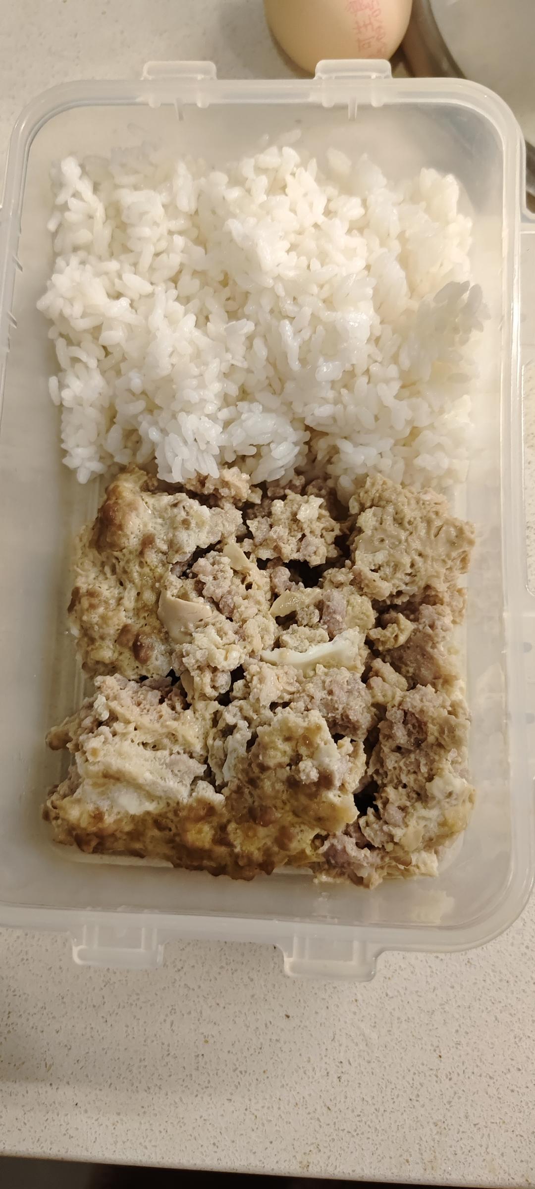 简单又好吃的肉饼蒸蛋