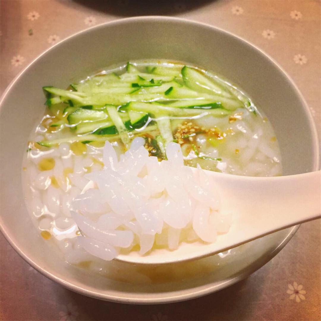 凉拌绿豆粉鱼儿