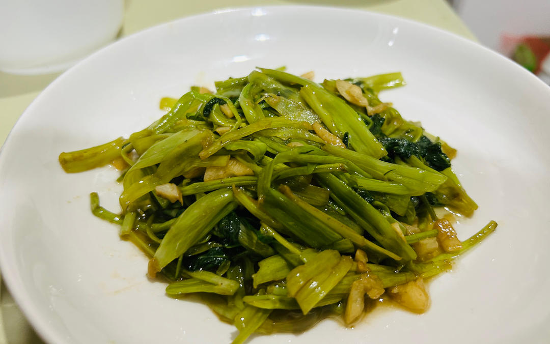炝炒空心菜（不黑的秘密）