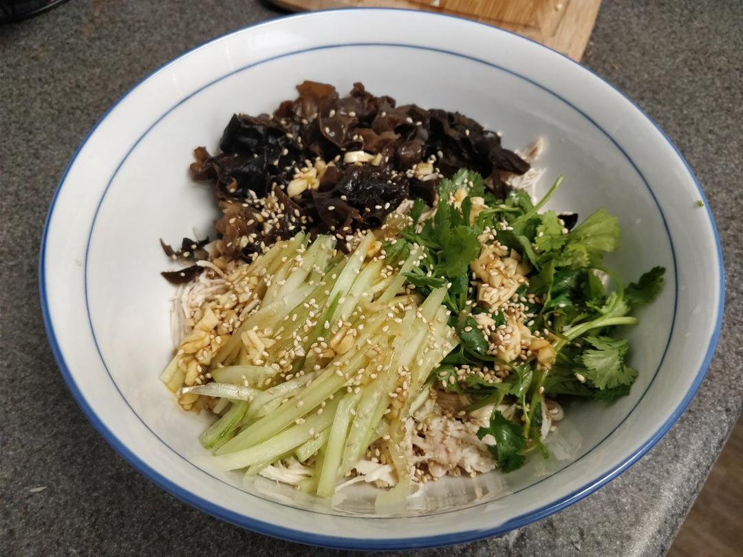 凉拌鸡丝