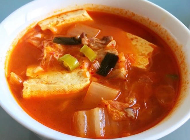 韩国大妈亲授— 韩式泡菜豆腐汤