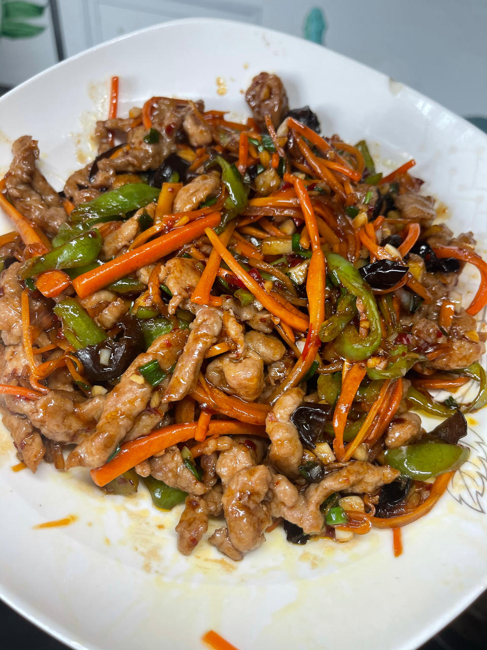 超好吃的鱼香肉丝（做法相当简单，一看就会）