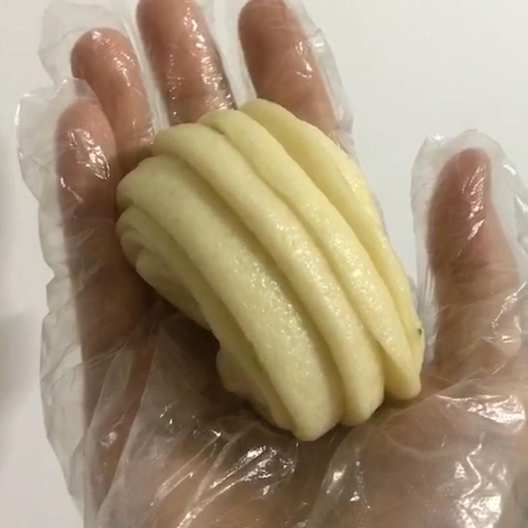 葱油花卷 Steamed Roll