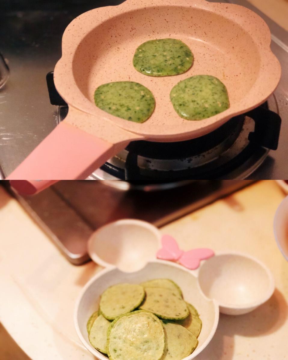 菠菜蛋饼  宝宝健康食谱