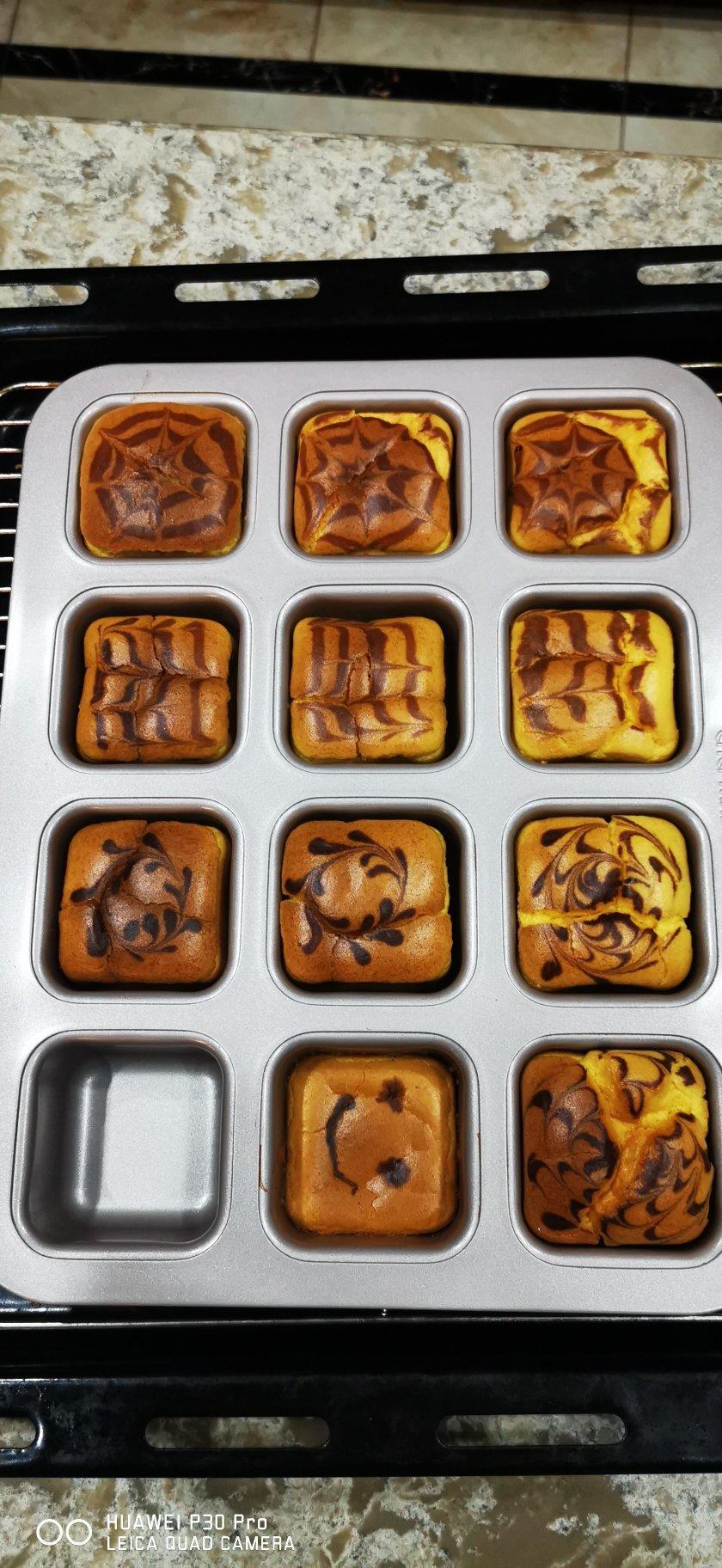 不塌不回缩的漂亮拉花杯子蛋糕