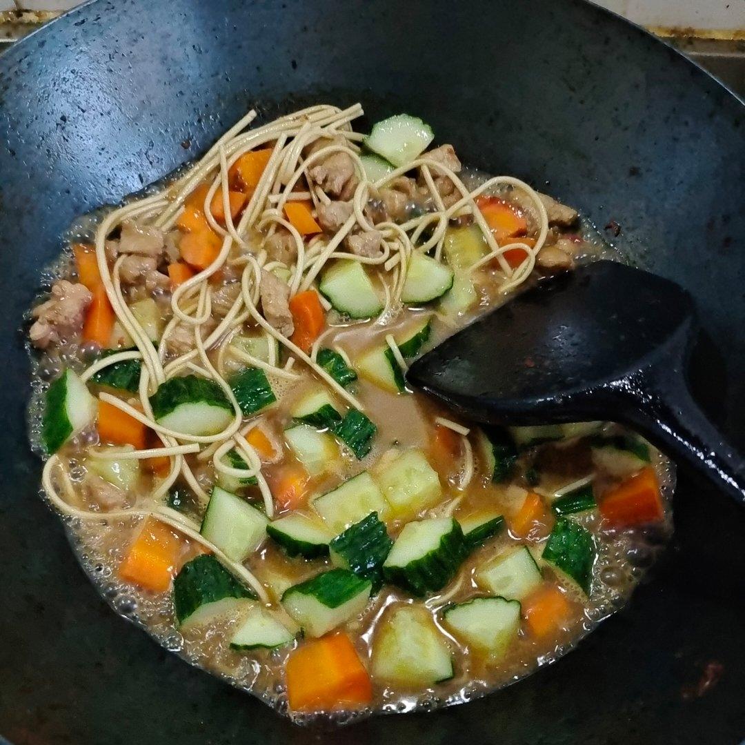 今日菜谱：宫保鸡丁