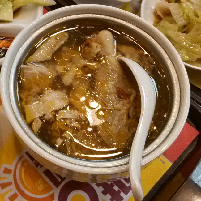 香菇炖鸡腿