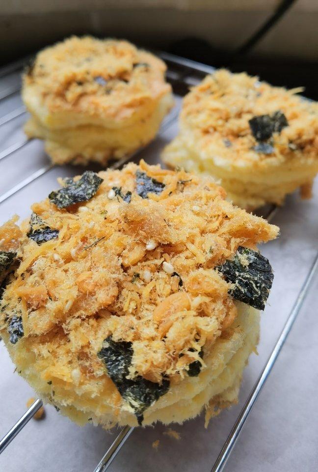美味海苔肉松小贝