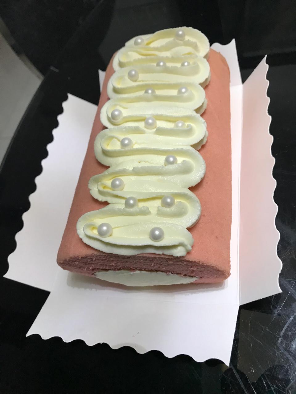 火龙果蛋糕卷