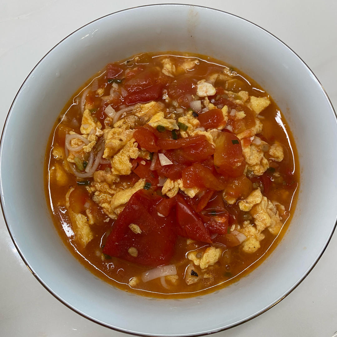 恨不得抱着锅舔的番茄鸡蛋面