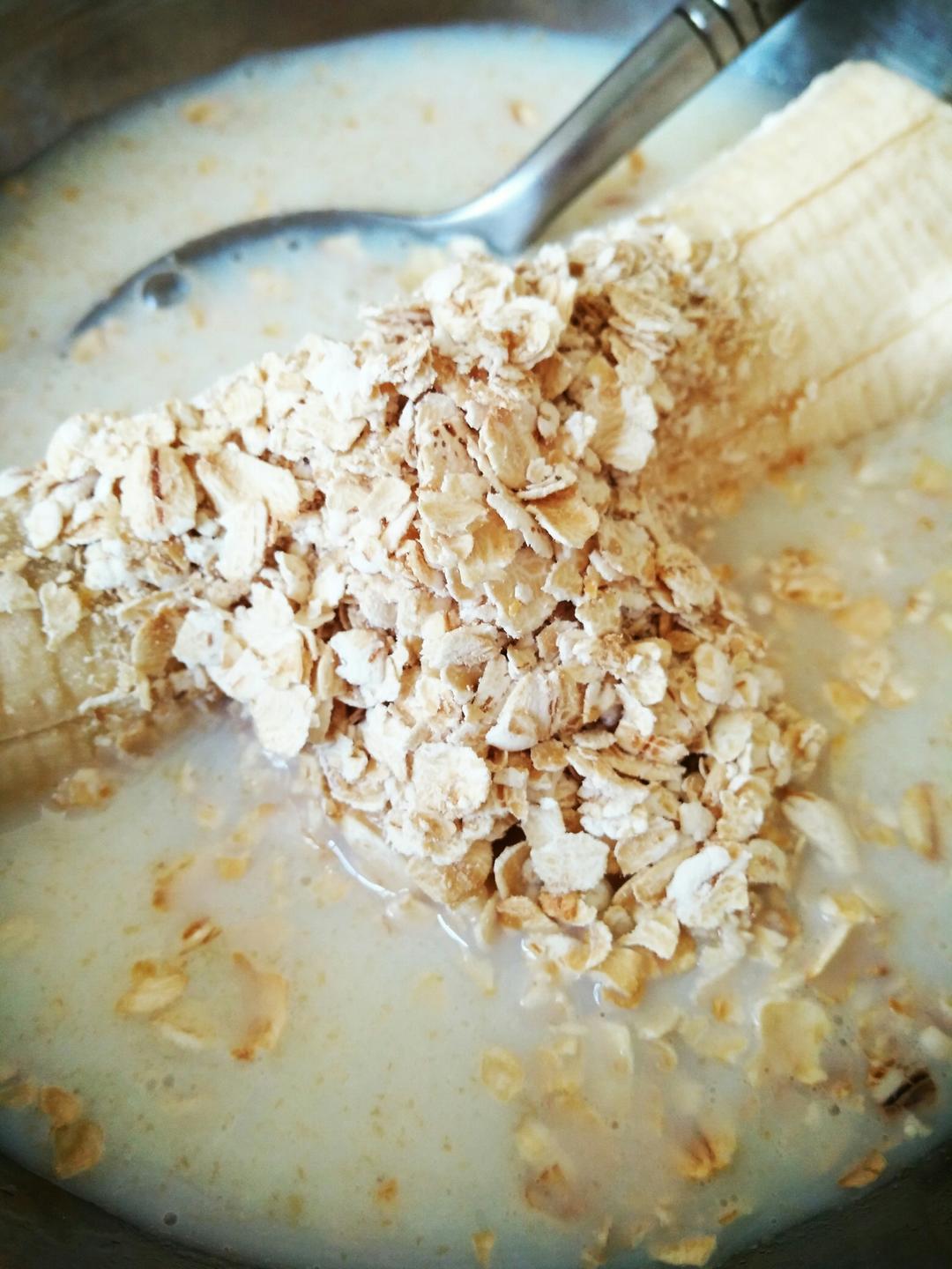 香蕉燕麦牛奶羹