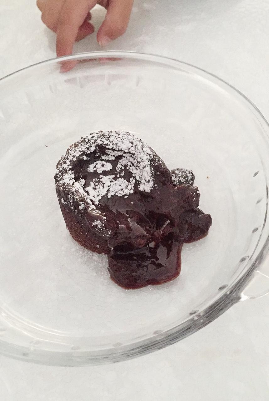 巧克力熔岩蛋糕 Chocolate Molten Lava Cake