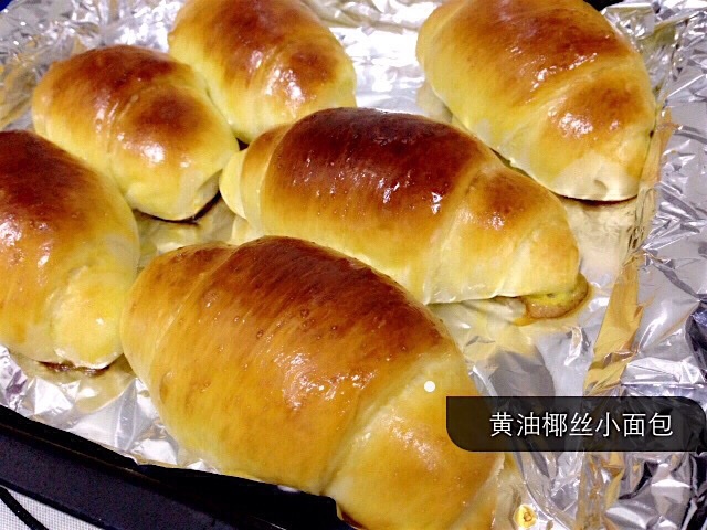 黄油面包卷