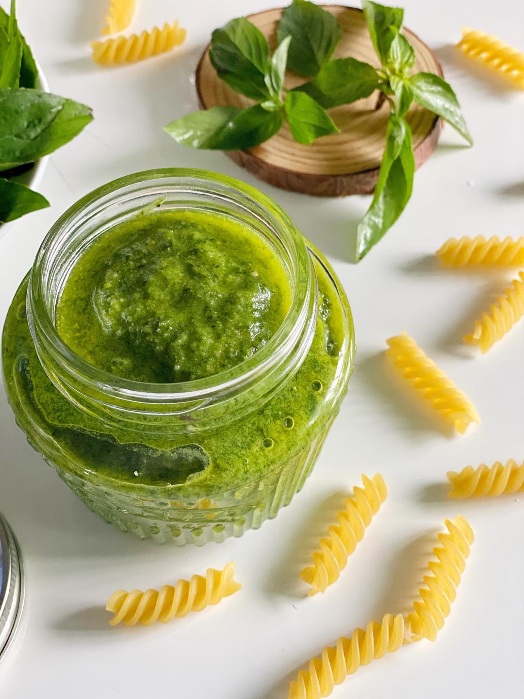 罗勒青酱的做法