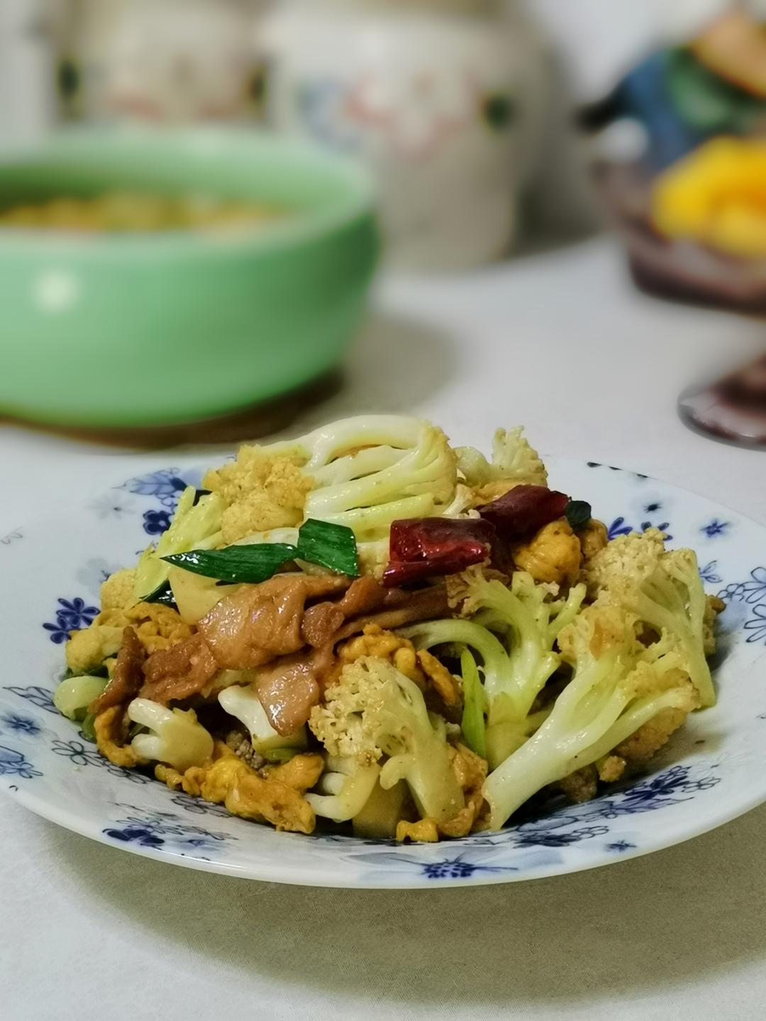 蒜苗烧烤味花菜的做法