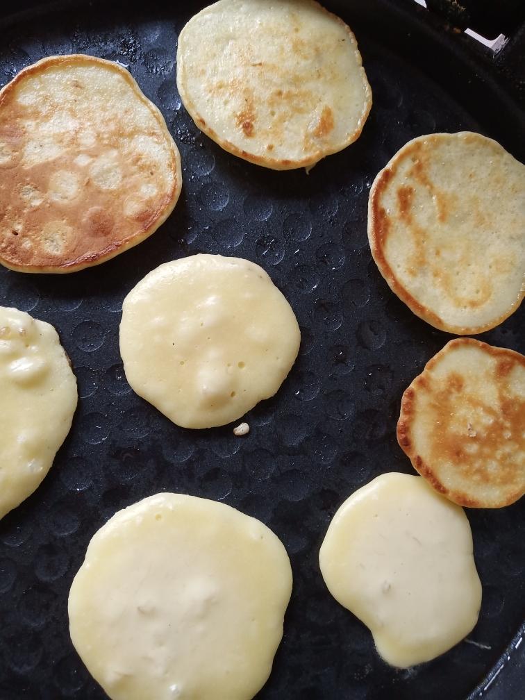 香蕉酸奶鸡蛋饼的做法