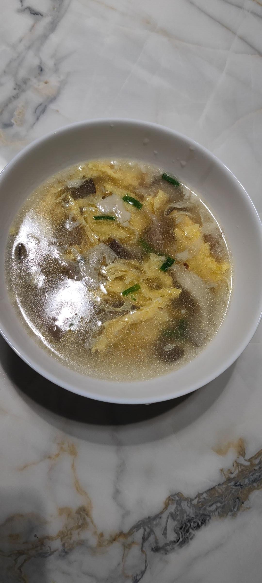 平菇鸡蛋汤