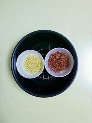 红豆薏仁牛奶粥【健康·蒸粥】的做法 步骤3