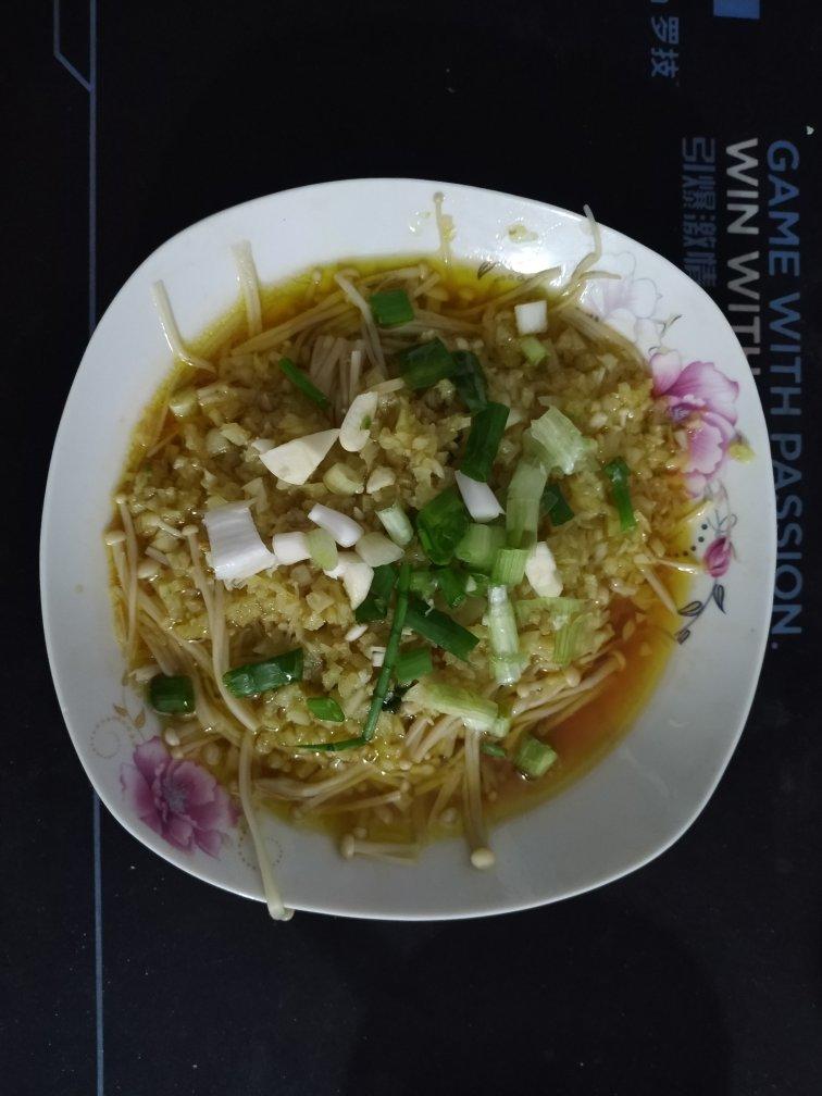 蒜蓉蒸金针菇