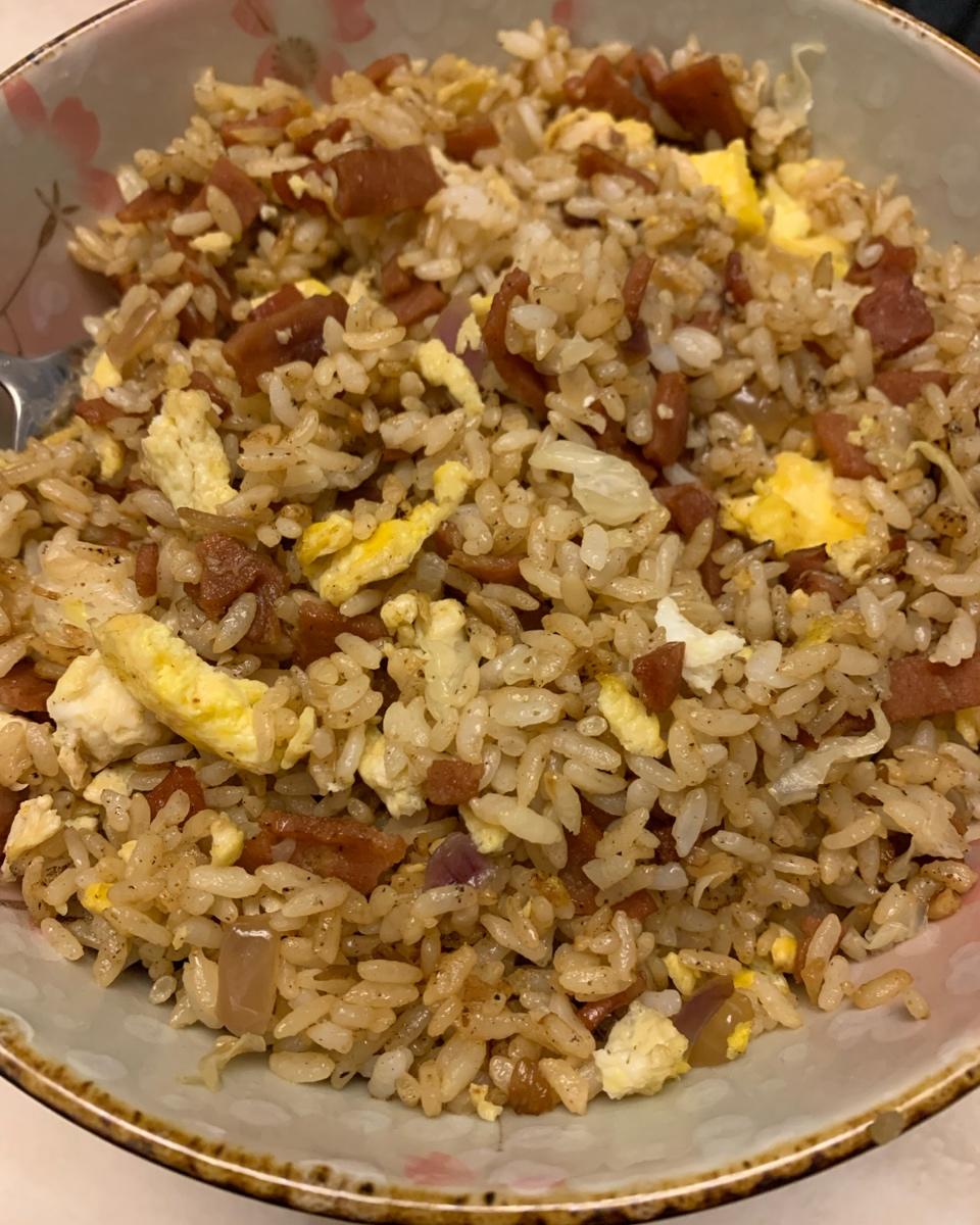 培根酱油炒饭