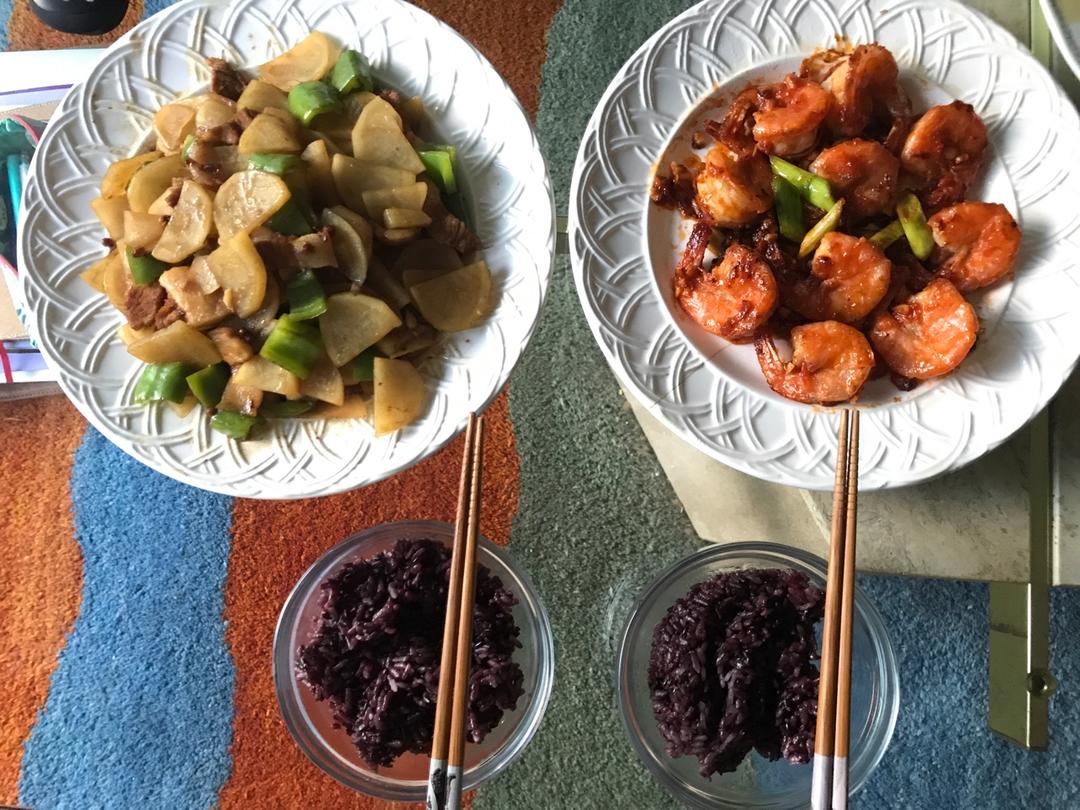 肉炒青椒土豆片