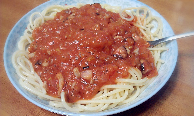 蕃茄蘑菇肉酱意大利面