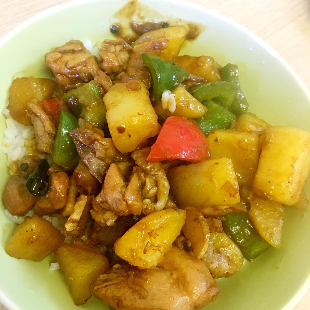 土豆炖鸡块