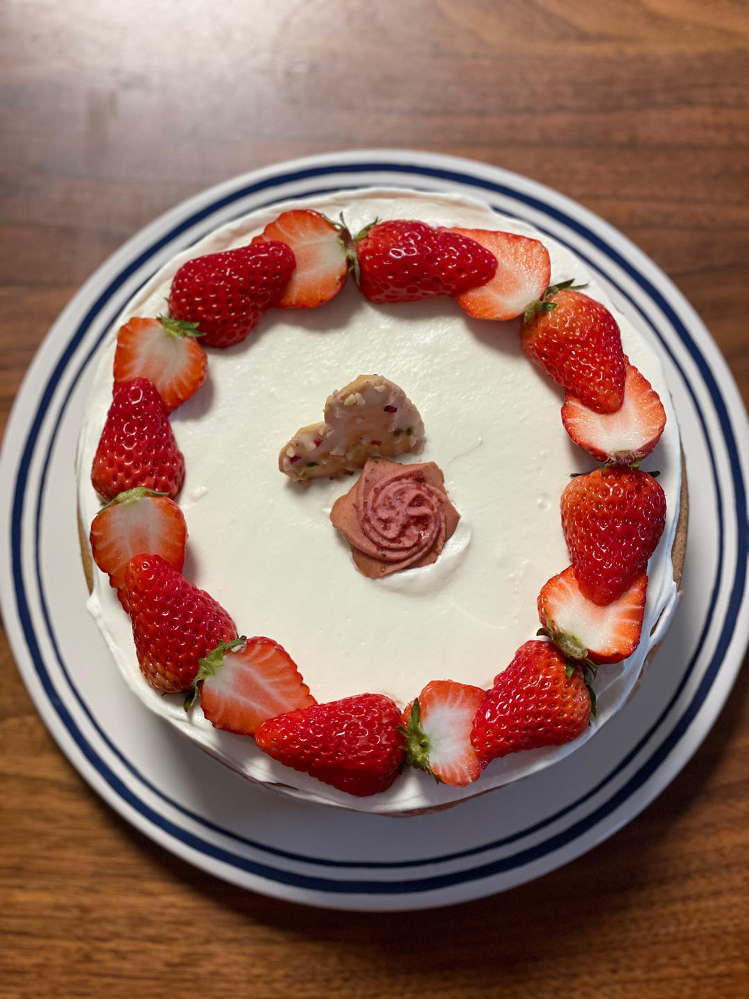 草莓奶油蛋糕–by Cooking Tree