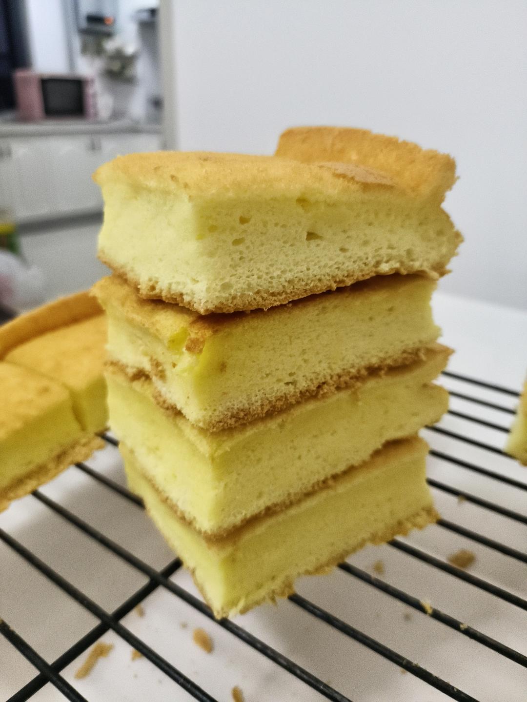 糯米戚风小蛋糕~香香软软糯糯的小蛋糕~