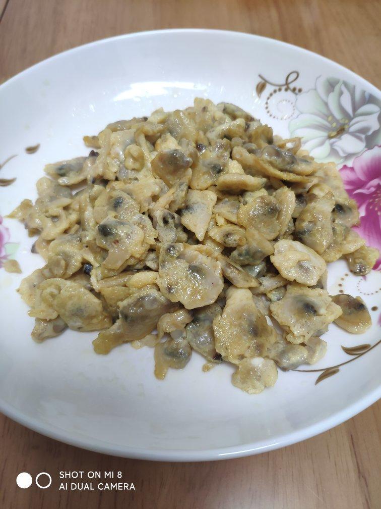 蛤蜊肉滑蛋