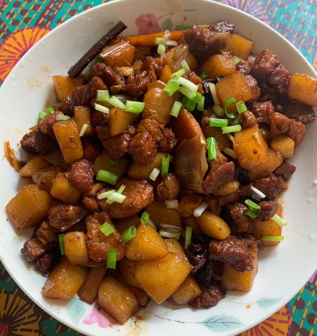 不会做菜的胖胖麻麻做的红烧肉炖土豆丝毫不腻