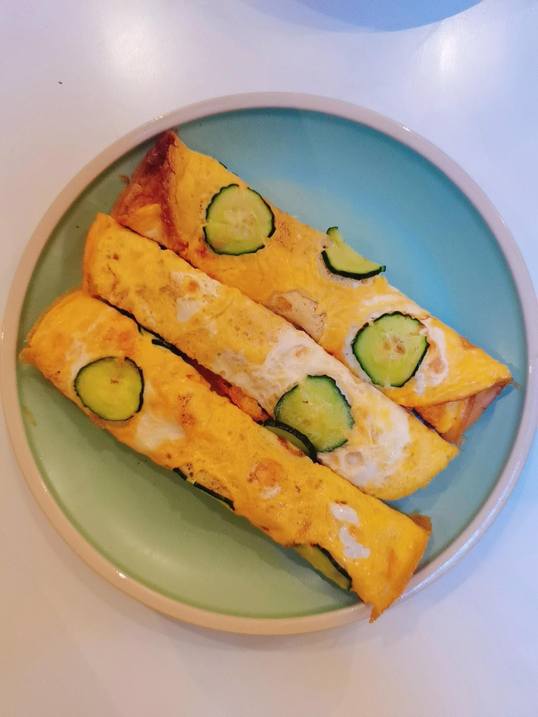 黄瓜鸡蛋卷