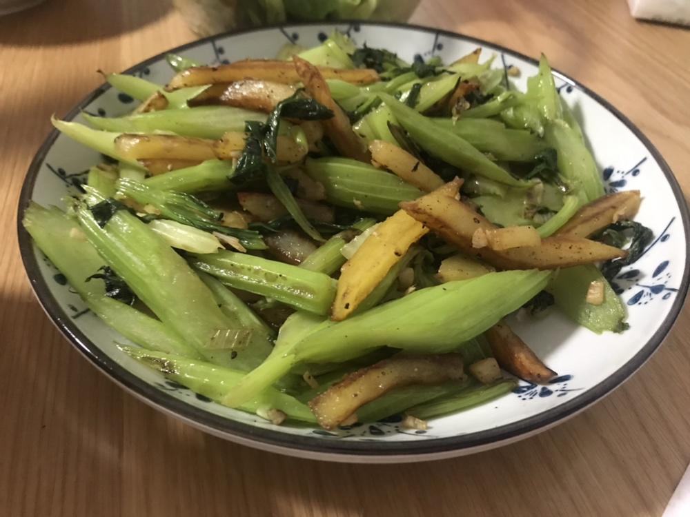 西芹土豆条