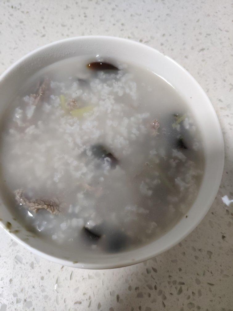 十五分钟快手之香滑皮蛋瘦肉粥(附五分钟电饭煲电压力锅更快捷方法)