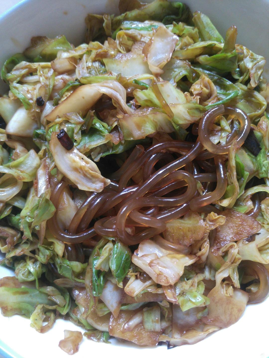 卷心菜炒粉丝 Glass noodles with Cabbage